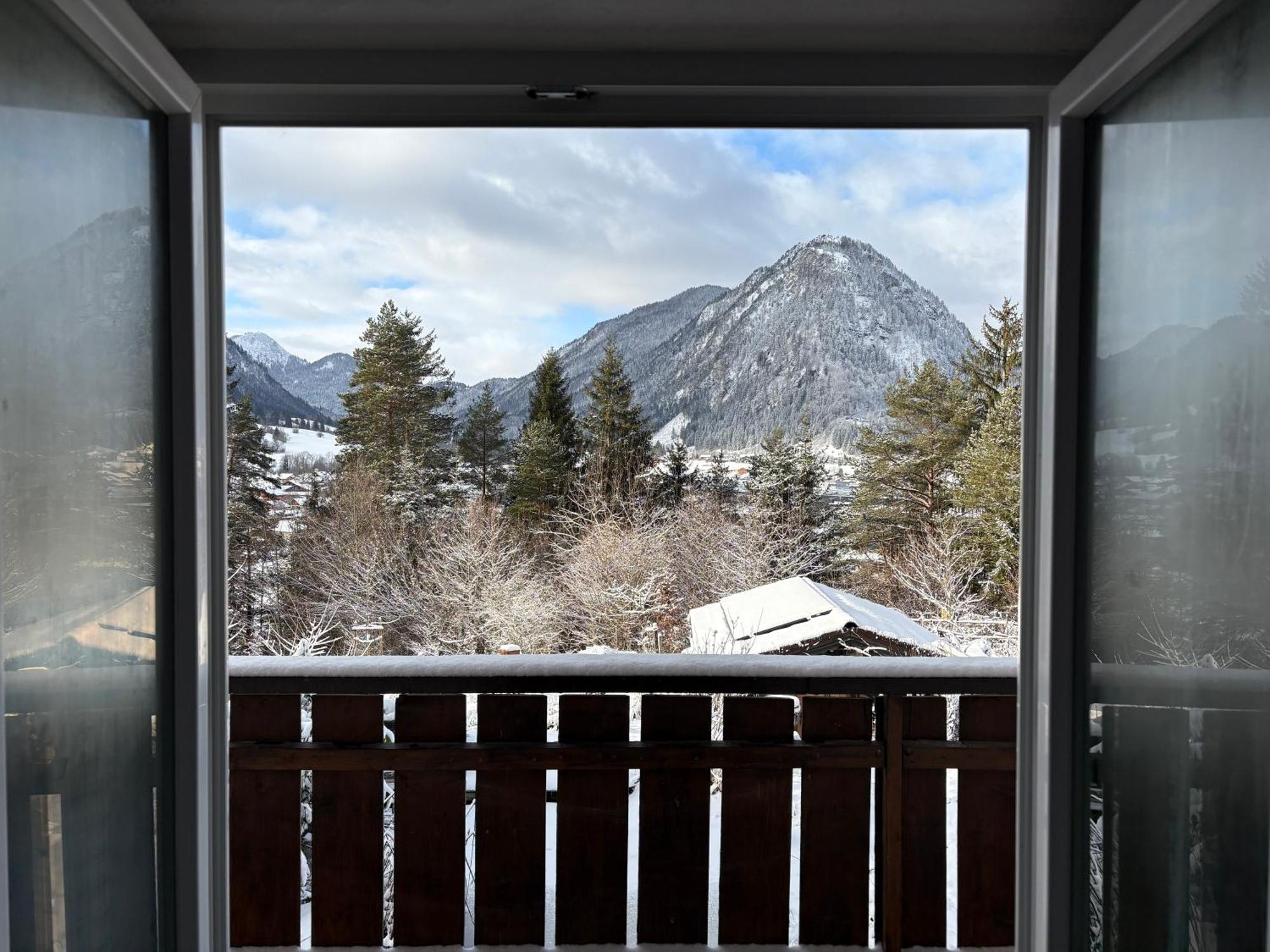 Dreimaederlhaus Am Berg Daire Pfronten Dış mekan fotoğraf